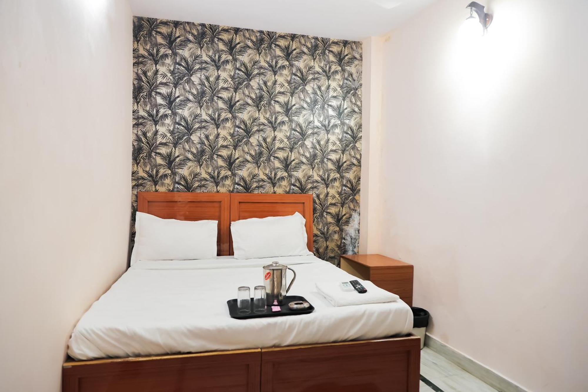 Mannat Stay Hotel - Laxmi Nagar Neu-Delhi Exterior foto